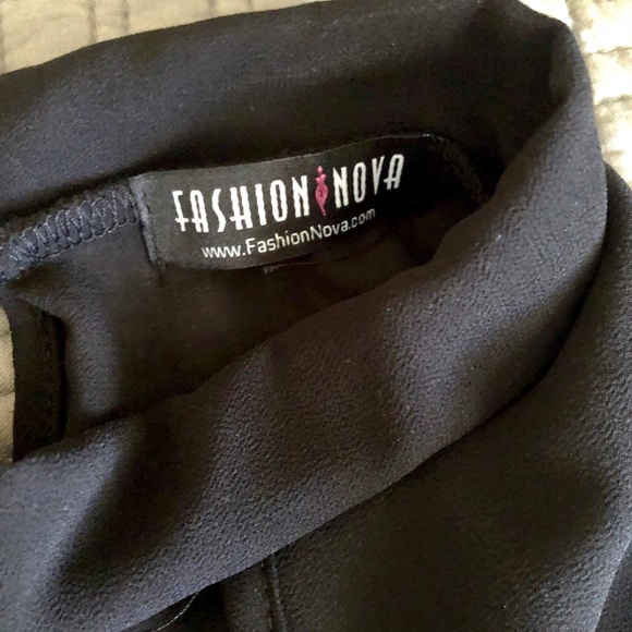 Fashion nova black blouse! NWOT - Picture 7 of 8